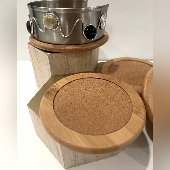 NEW‼️Jeweled Drink Coaster Set - Picture 9 of 9